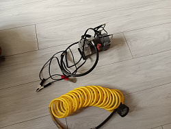 Автомобильный компрессор